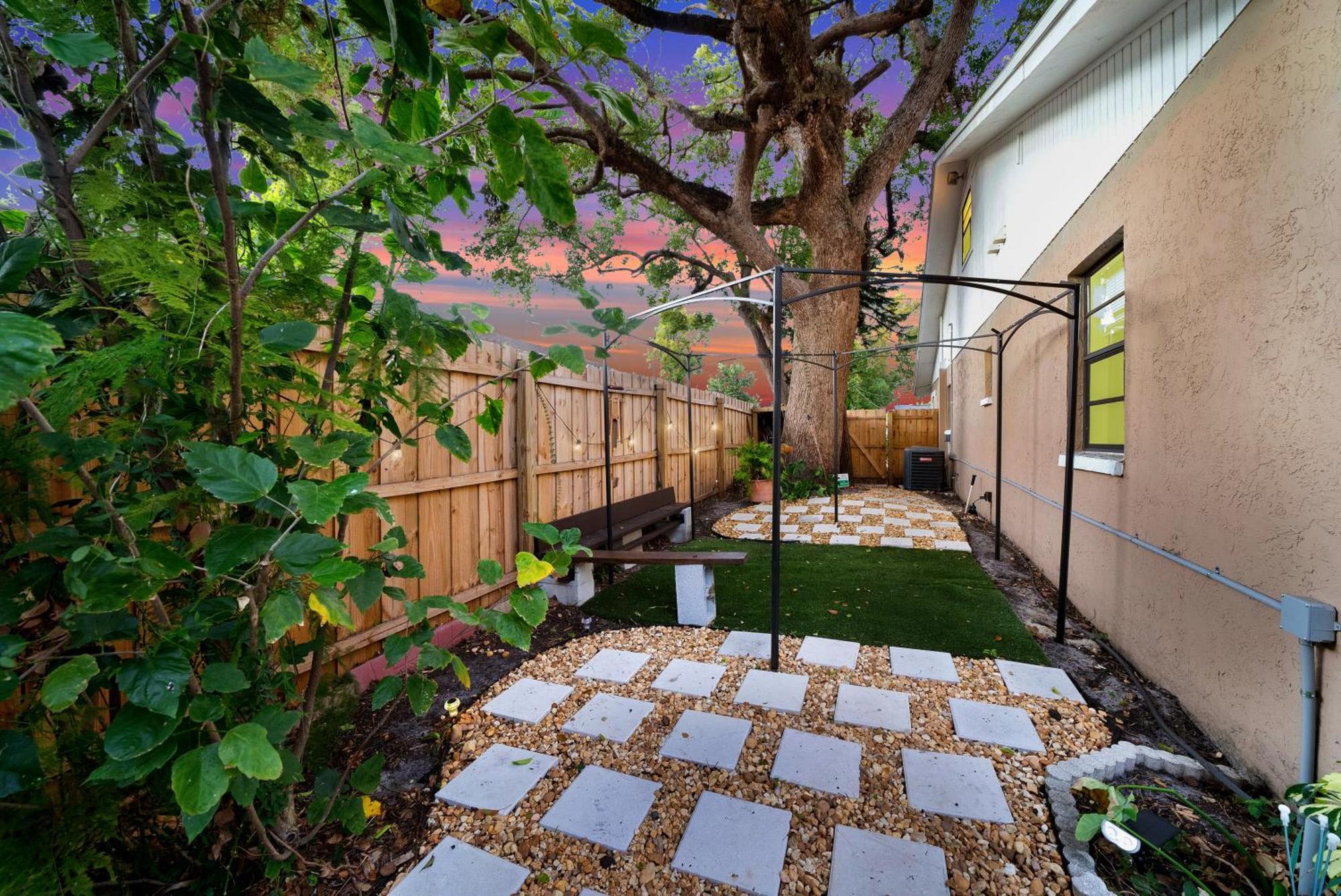 Zen Jungle House By Busch Gardens Sleeps 12 With Outdoor Games & Detached Play Space! Tampa Exterior foto
